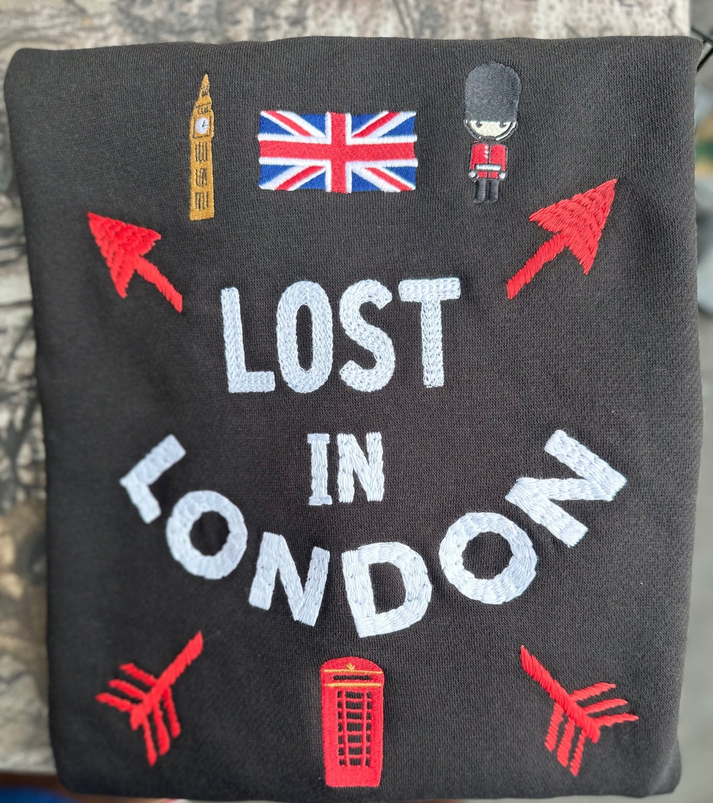 Lost in London, Crew Neck - Lost In LA